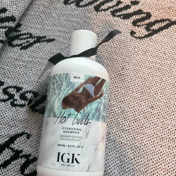IGK Other - IGK Hit Girls Hydrating Hair Shampoo